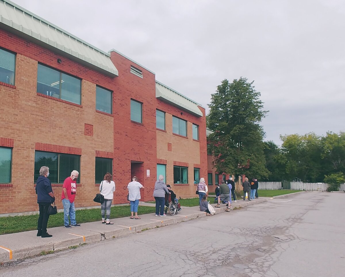 Community anger growing with long wait times at LifeLabs