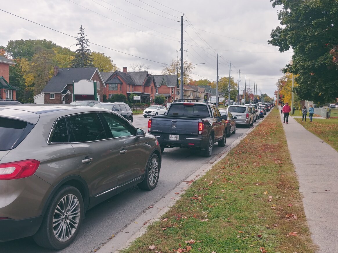 COVID-testing line stretched to Albert Street; Do self-assessment first, says RMH