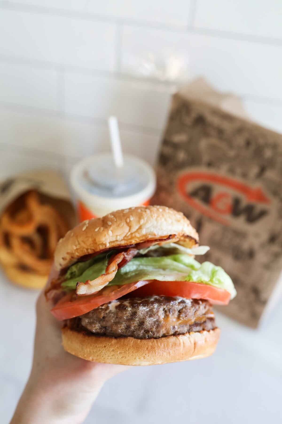 Lindsay A&W sets a goal of sharing 1,200 meals through Mealshare partnership