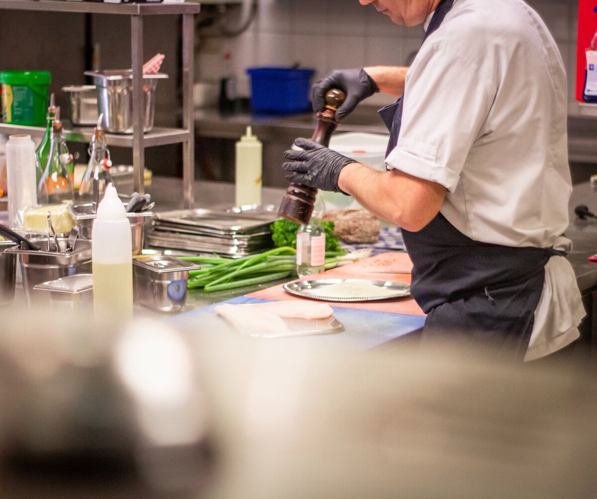 Initiative aims to support restaurants, people in need