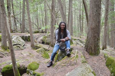 Folk music star moves to Sturgeon Lake area