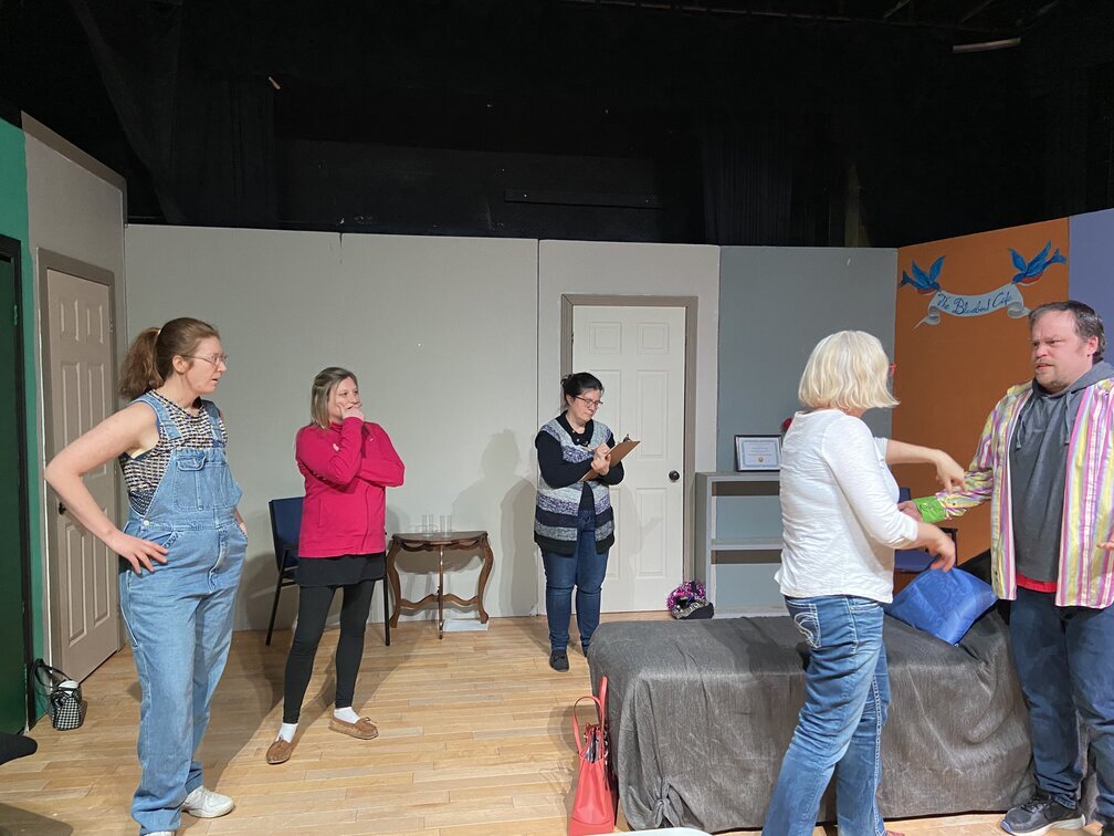 Men are Dogs: New Lindsay Little Theatre production