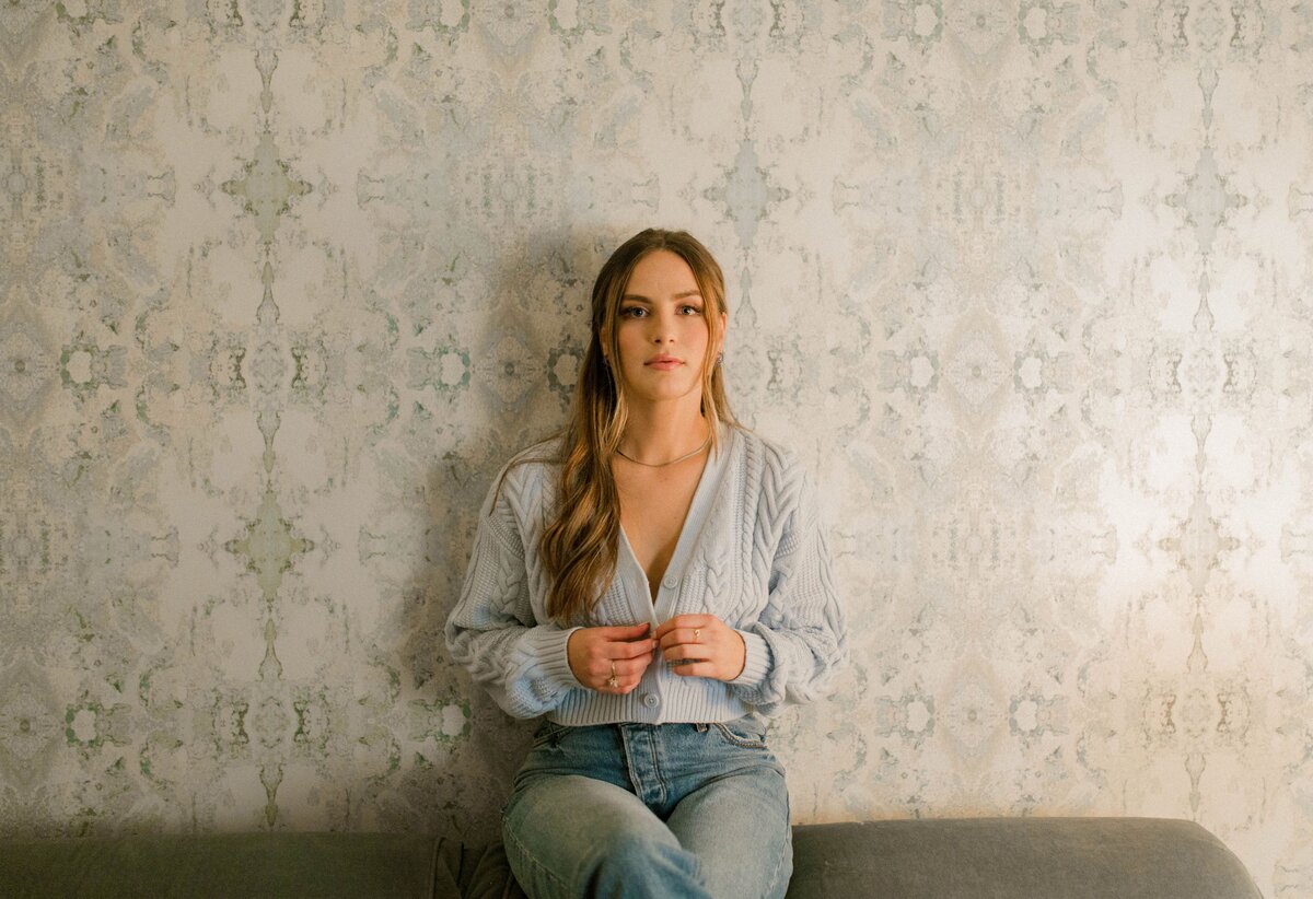 Lindsay’s Madison Kozak is back from Nashville to thrill country fans at Grove Theatre