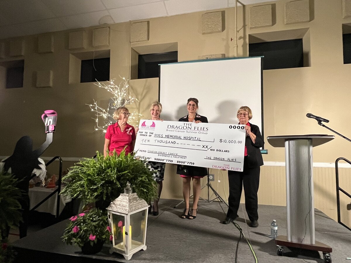 Dragon Flies donate $10,000 to RMH