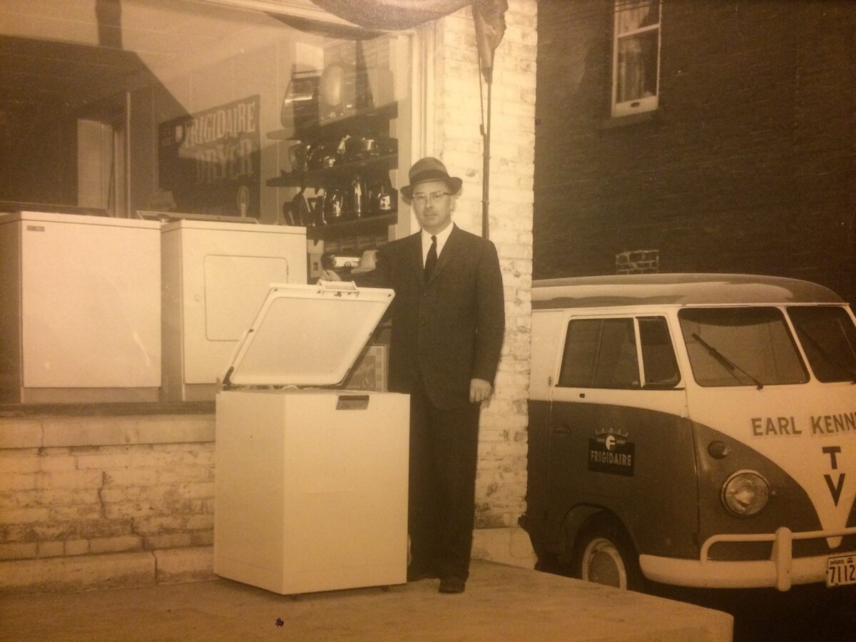 “Make it an Electrical Christmas” Remembering appliances from long ago