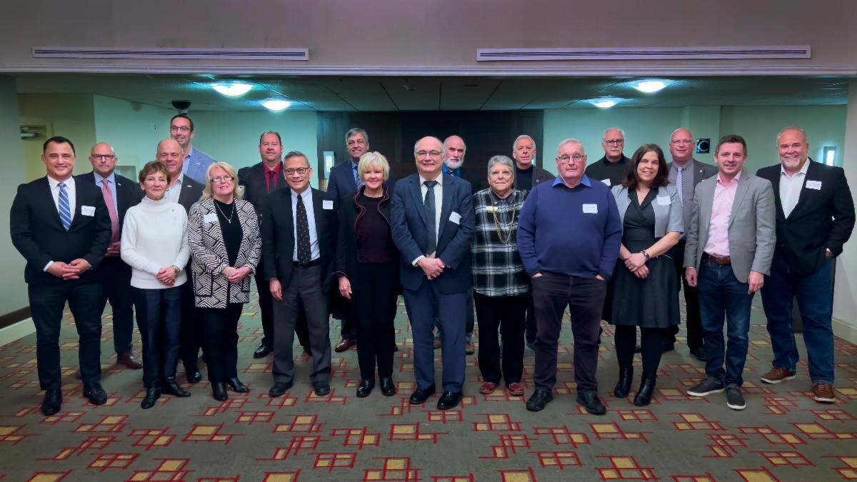 Elmslie attends first EOWC meeting as mayor