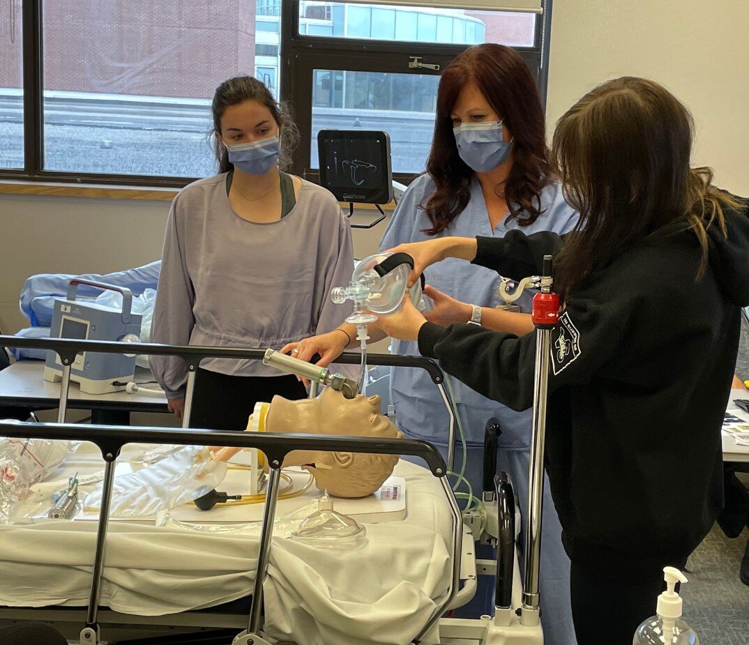 Health sciences program concludes first semester with LCVI students