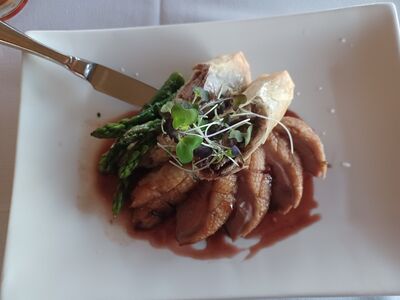 Eganridge: Stunning view and incredible cuisine