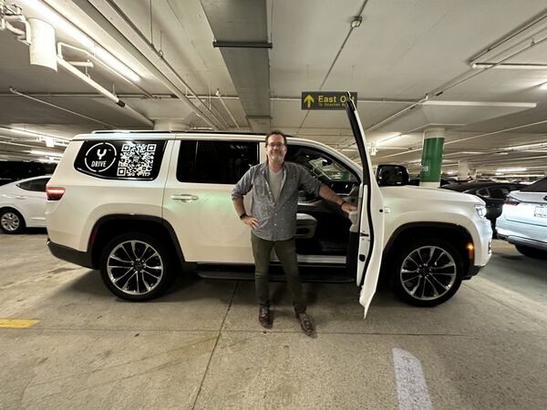 Y Drive offers alternative to local cab companies