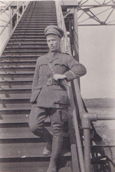 Lt. John McQuarrie. Image courtesy McKechnie family.
