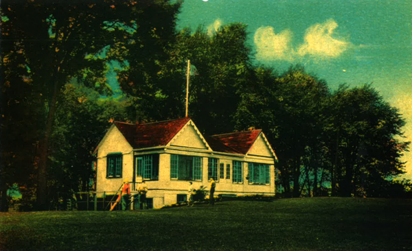 The Lindsay Golf Club's second clubhouse was opened in 1924 and lasted until 1969, when it was replaced by a new structure. Courtesy of Kawartha Lakes Public Library.