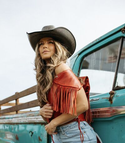 Rising country star Alexa Goldie coming to Lindsay for North of Nowhere festival