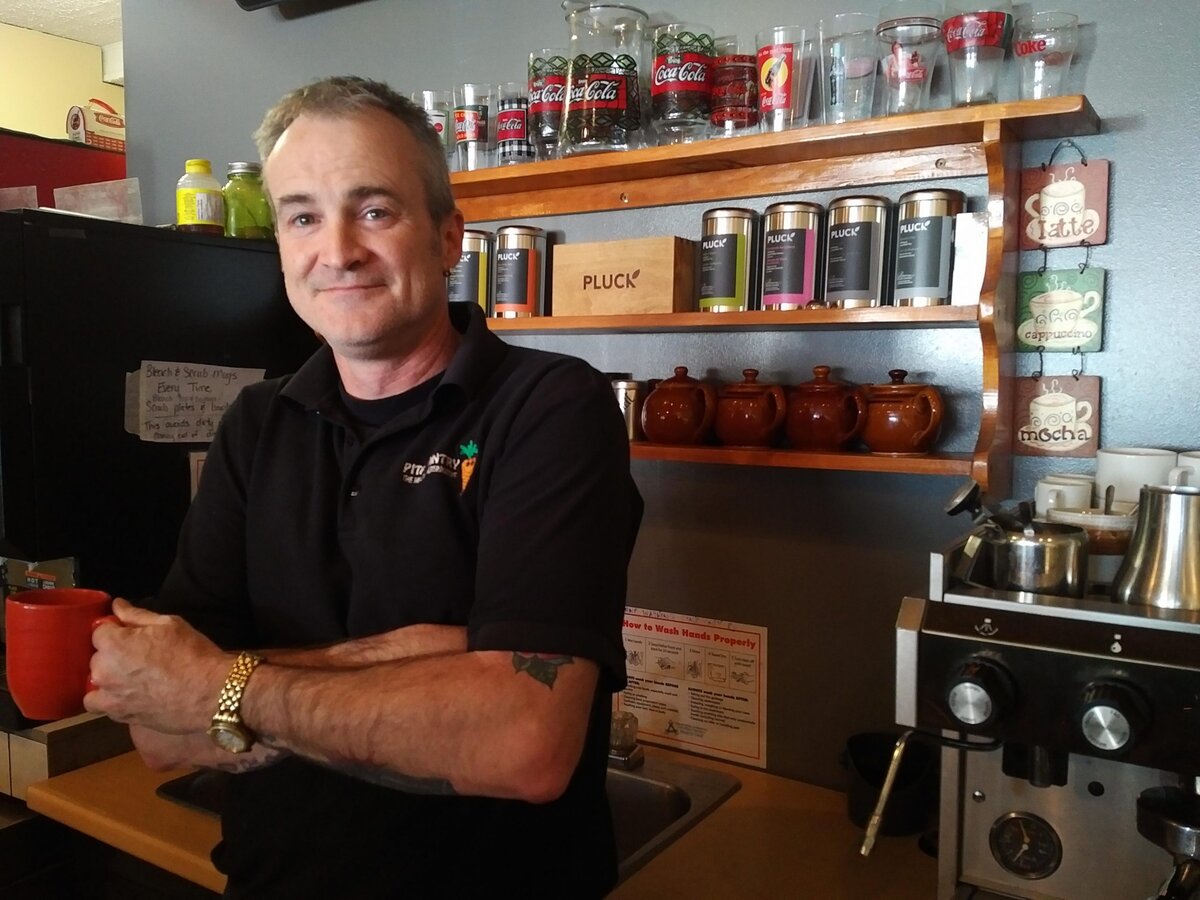 What the Pluck? Lindsay’s Common Grounds finds common cause with artisan tea maker