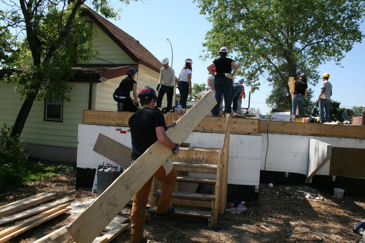 Grade 7/8 students raise funds for Habitat’s Hamilton Street project