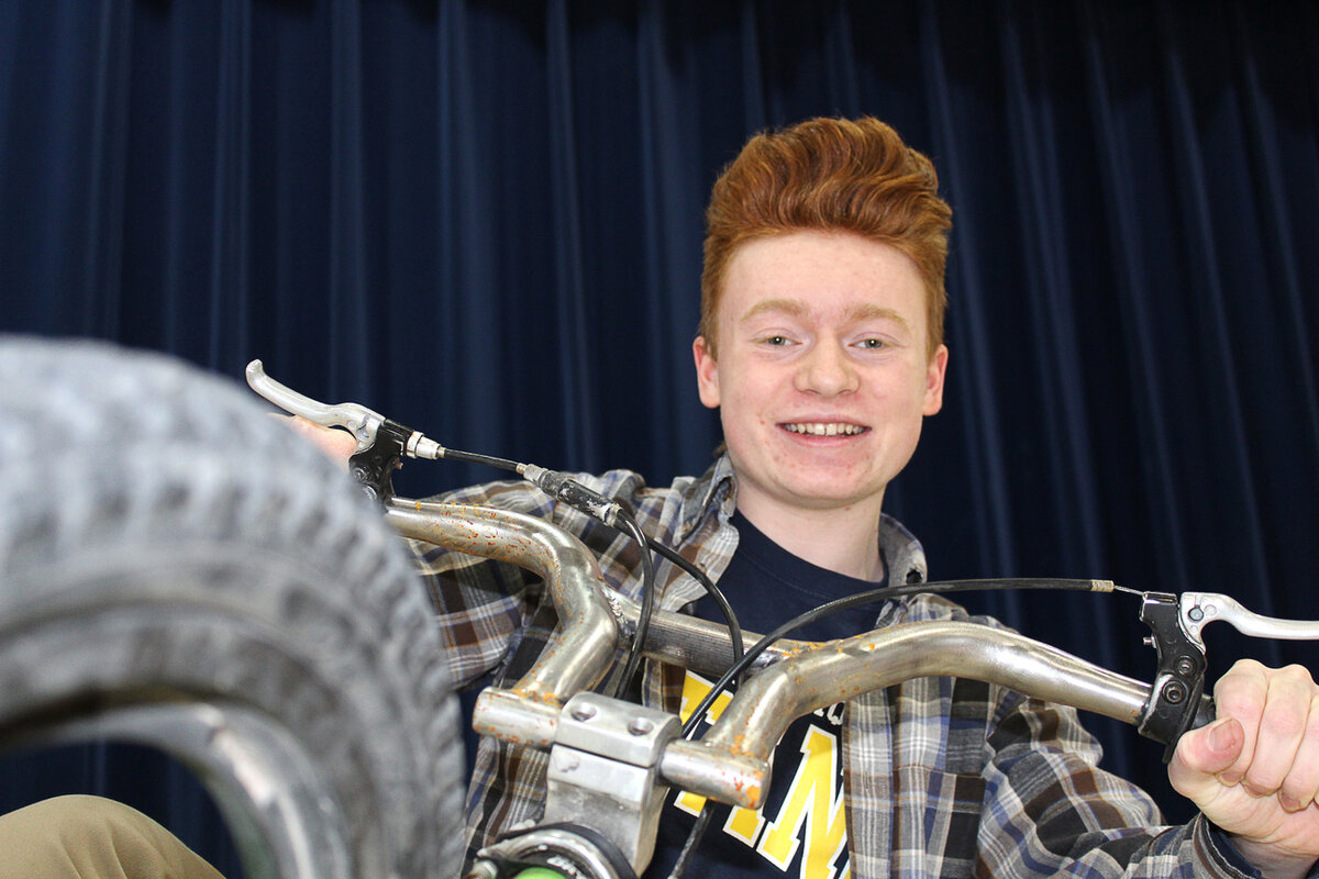 St. Thomas Aquinas takes us back to the 1980s