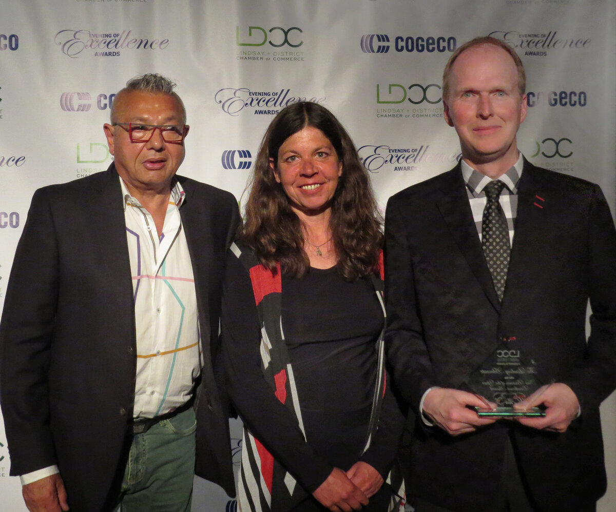 Lindsay Advocate wins New Business of the Year award