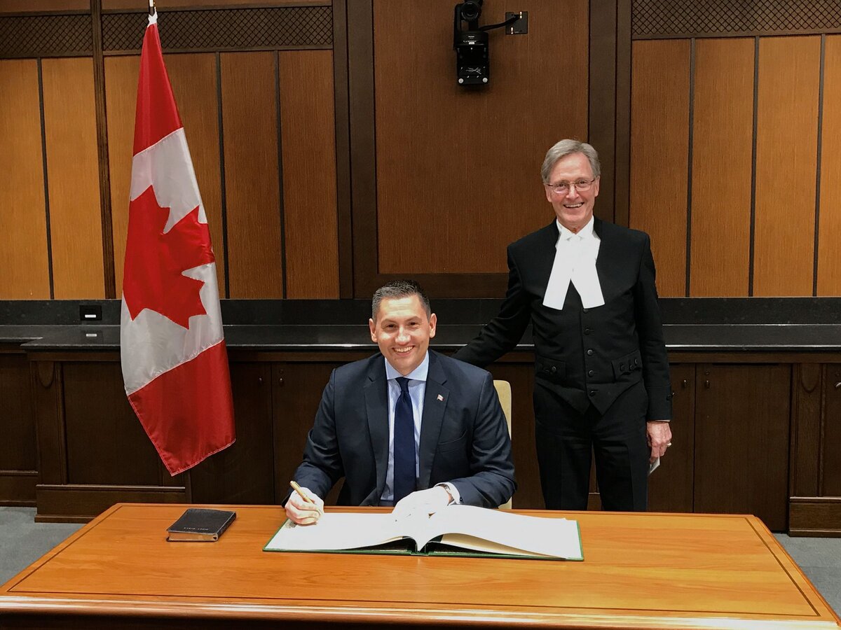 Schmale sworn in as MP in 43rd parliament