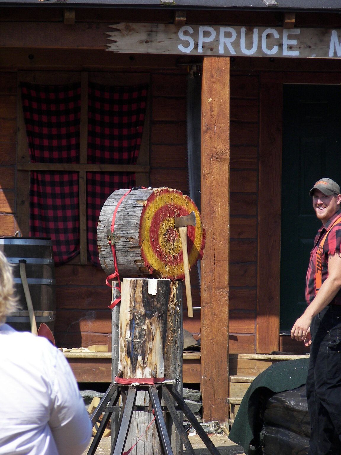 Lumberjack and family day