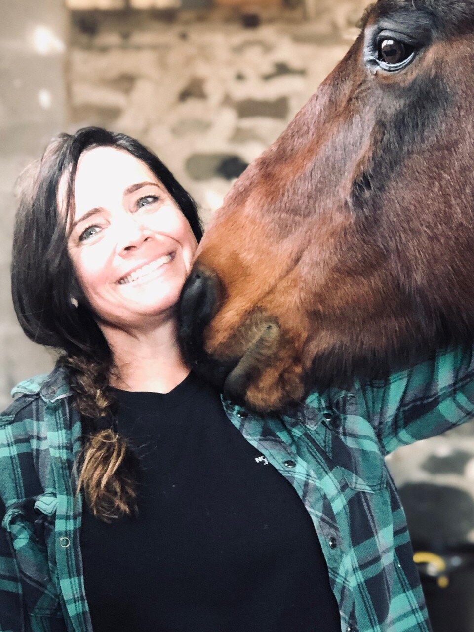 Kawartha Lakes woman offers horse wisdom yoga