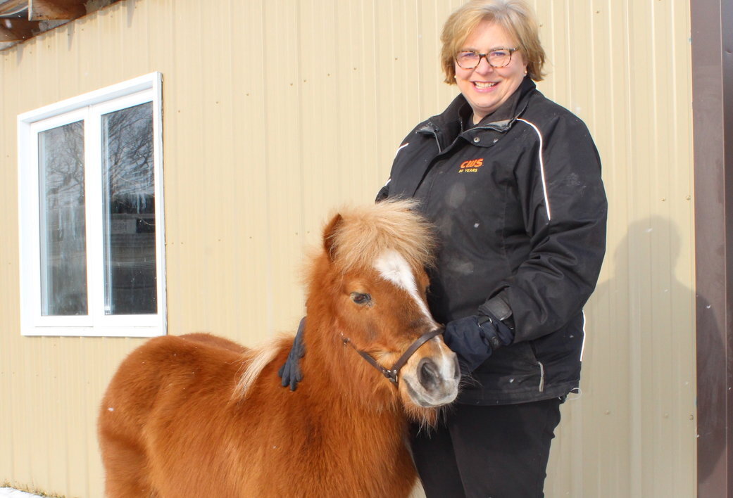 Valentia-based miniature horses bring joy to local seniors