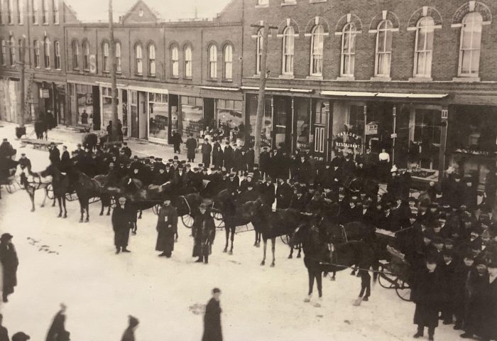 'A Great Event:' The Lindsay winter carnival of 1912-1917